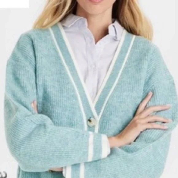 A New Day Light Blue Button-Up V Neck Cardigan Sweater Varsity Oversized Small - Picture 10 of 10